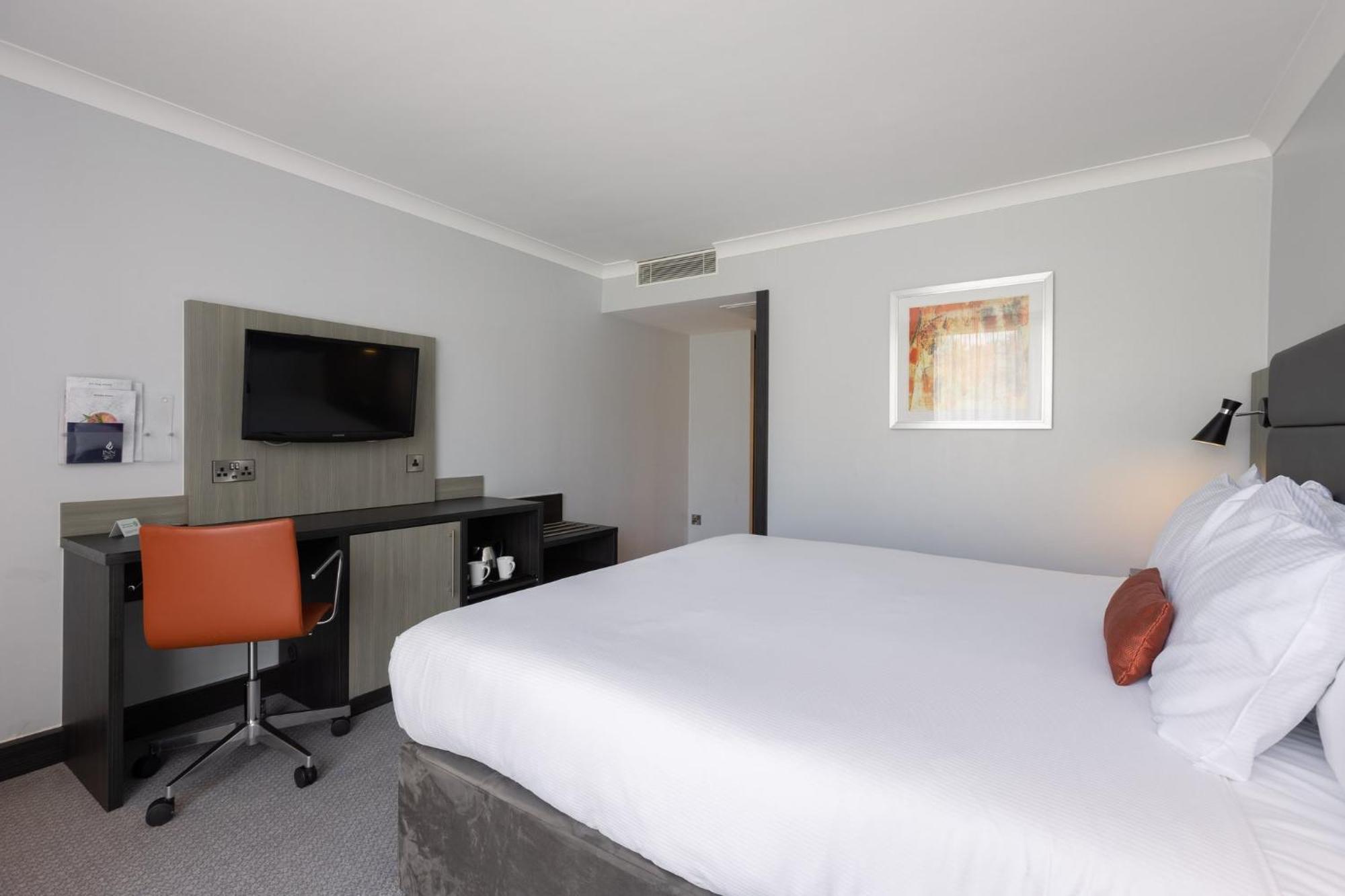 Holiday Inn Newcastle Gosforth Park By Ihg Seaton Burn Экстерьер фото